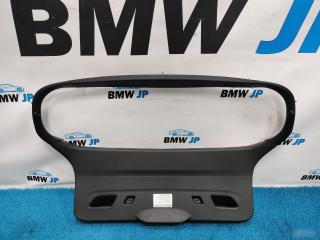 Облицовка багажной двери BMW 1