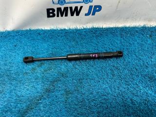 Запчасть амортизатор капота BMW 3 2013 F30 N55B30A 51 23 7 239 233 контрактная Амортизатор капота BMW 3 2013 F30 N55B30A 51 23 7 239 233 контрактная