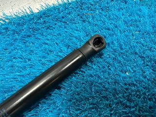 Амортизатор крышки багажника BMW 3 F30 N55B30A Амортизатор крышки багажника BMW 3 F30 N55B30A