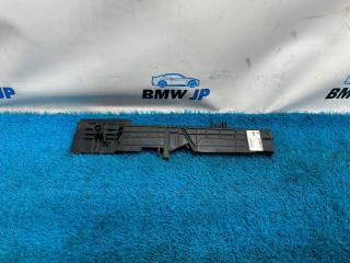 Рамка радиатора левая BMW 3 2013