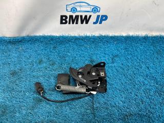 Замок капота левый BMW 1 2015