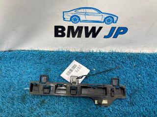 Кронштейн крыла левый BMW 3 2013