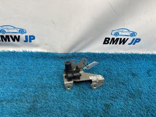 Замок стекла багажника BMW X3 2012