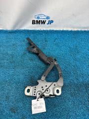 Петля капота левая BMW 1 f20 N13B16A Петля капота левая BMW 1 f20 N13B16A