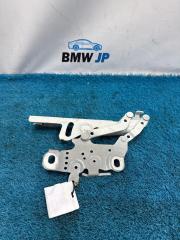 Запчасть петля капота левая BMW 1 2015 f20 N13B16A 41617286343 контрактная Петля капота левая BMW 1 2015 f20 N13B16A 41617286343 контрактная