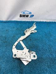 Петля капота левая BMW 1 f20 N13B16A Петля капота левая BMW 1 f20 N13B16A