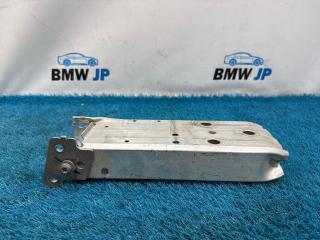 Кронштейн усилителя передний правый BMW 1 2015