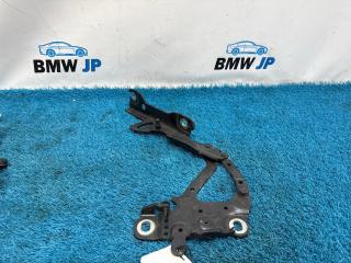 Петля капота правая BMW 1 f20 N13B16A Петля капота правая BMW 1 f20 N13B16A