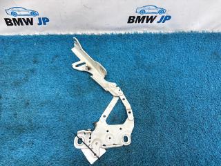 Петля капота правая 1 2015 f20 N13B16A Петля капота правая 1 2015 f20 N13B16A