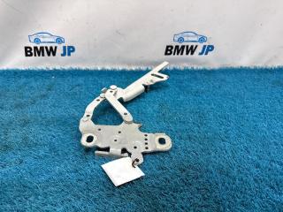 Петля капота правая 1 2015 f20 N13B16A Петля капота правая 1 2015 f20 N13B16A