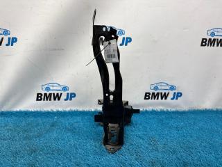Кронштейн фары правый BMW 1 2015