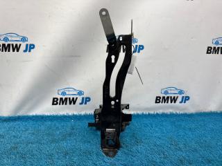 Кронштейн фары левый BMW 1 2015