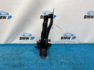 Кронштейн фары левый BMW 1 2015