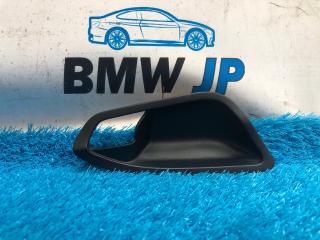Фото запчасти накладка внутренней ручки двери правая BMW 1 2015 контрактная запчасть Запчасть накладка внутренней ручки двери правая BMW 1 2015