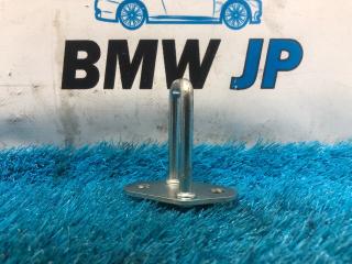 Скоба замка багажника BMW 4 2015