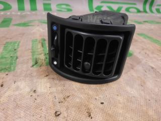 Запчасть воздуховод салона передний Land Rover Discovery 2003