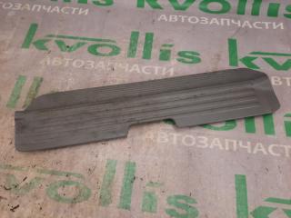 Запчасть накладка на порог салона правая Nissan Safari 1997