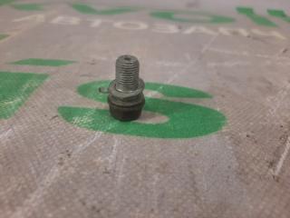 Запчасть болт Toyota Hilux Surf 2004