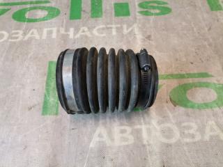 Запчасть патрубок воздухозаборника Jeep Cherokee 2001