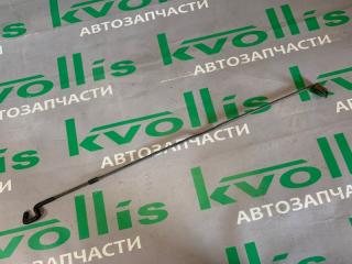 Запчасть упор капота Isuzu Bighorn 1997