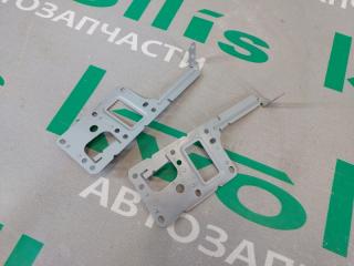 Крепление магнитолы Nissan X-Trail 2010