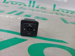 Запчасть кнопка управления зеркалами Isuzu Bighorn 1997