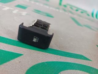 Запчасть кнопка открывания бензобака Land Rover Discovery 2004