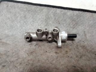 Главный тормозной цилиндр Toyota Vitz 1999-2005