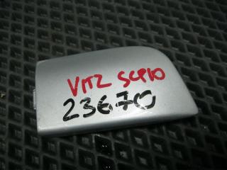 Заглушка буксировочного крюка передняя Toyota Vitz 2003