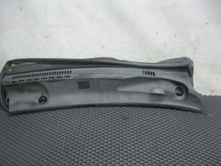 Запчасть жабо правое Toyota Corolla 2000-2004