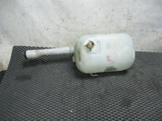 Запчасть бачок омывателя Toyota Nadia 2002