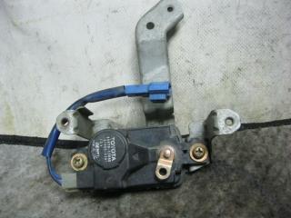 Замок двери багажника Toyota Corolla 1991-2002
