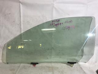 Стекло двери передней левой левое Toyota Vitz 2000