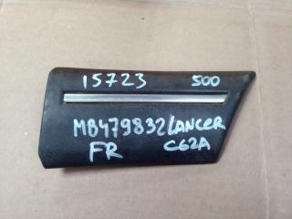 Молдинг крыла передний правый Mitsubishi Lancer 1991-2000