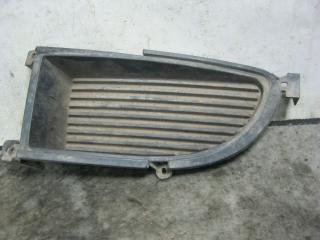 Заглушка бампера передняя левая Mitsubishi Lancer 2003