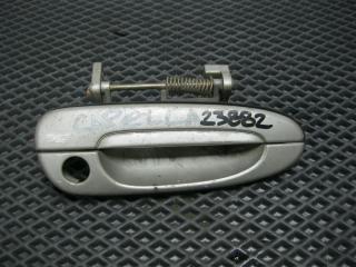 Запчасть ручка двери наружная правая передняя передняя правая Mazda Capella 2000