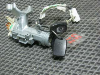 Замок зажигания Toyota Raum 2000