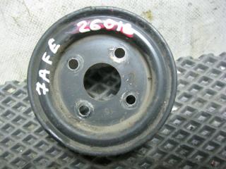 Шкив помпы Toyota Carina 2001