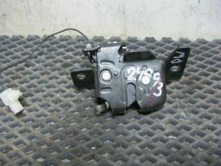 Замок двери багажника Mazda Demio 2002