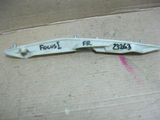 Запчасть крепление переднего бампера переднее правое Ford Focus I 2004