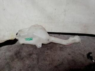 Запчасть бачок омывателя Mazda Verisa 2006