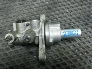 Главный тормозной цилиндр Toyota Ractis 2009
