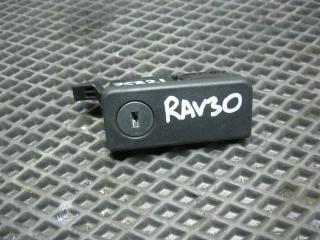 Замок бардачка Toyota RAV4 2010
