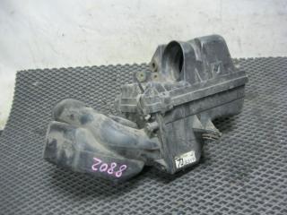 Корпус воздушного фильтра Mazda Demio 1996-2003