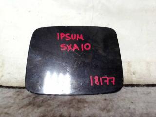 Запчасть лючок бензобака Toyota Ipsum 2000 SXM10 3SFE контрактная Лючок бензобака Toyota Ipsum 2000 SXM10 3SFE контрактная