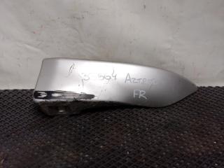 Клык бампера передний правый Toyota Avensis 2004