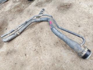 Фото запчасти горловина топливного бака Toyota Platz 2000 контрактная запчасть Запчасть горловина топливного бака Toyota Platz 2000