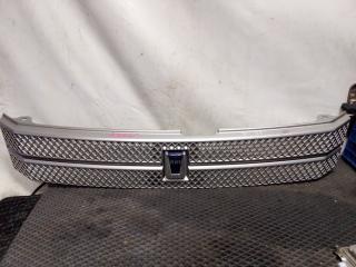 Решетка радиатора Toyota Voxy 2004