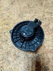 Фото запчасти мотор печки Toyota Isis 2005 контрактная запчасть Запчасть мотор печки Toyota Isis 2005