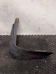 Брызговик задний левый задний левый Toyota Vitz 2000